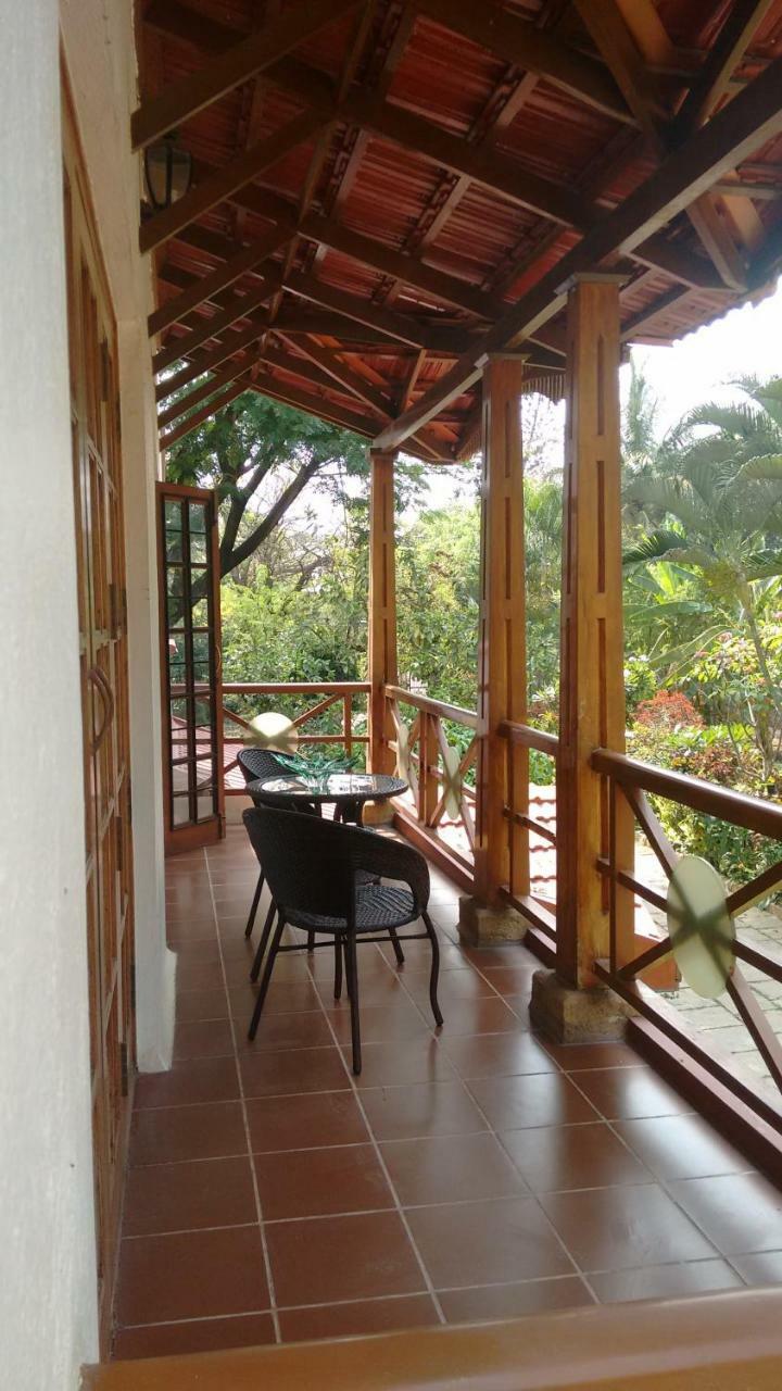 Villa Serena บังกาลอร์ ภายนอก รูปภาพ