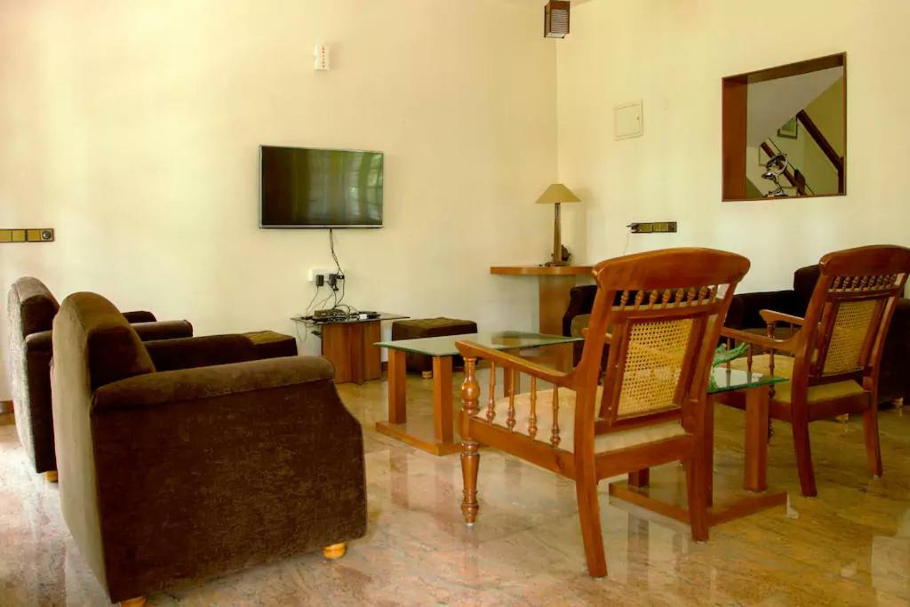 Villa Serena บังกาลอร์ ภายนอก รูปภาพ