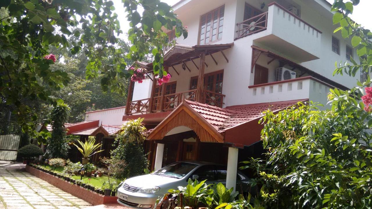 Villa Serena บังกาลอร์ ภายนอก รูปภาพ